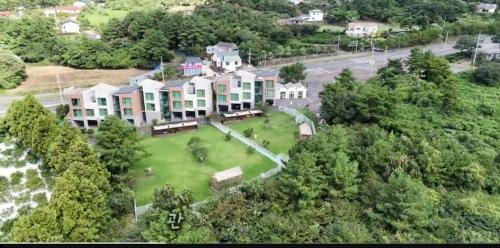 Andeok Hostel | Gaedeongyi's House