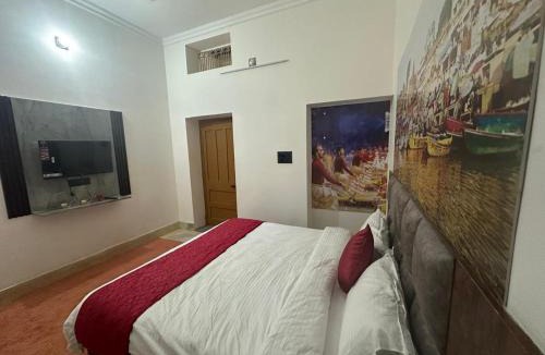 Varanasi House | Geetatri Luxury Homestay