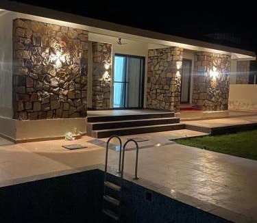 Alwar Villa | Girivan