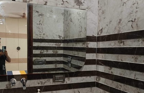 Pashim Vihar Apartment | Glamorous 3 BHK Apartment in Paschim Vihar West Delhi