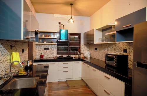 Varkala House | Glass Vila 2BR 2BA Varkala Cliff