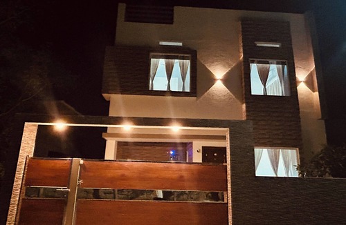 Nandi Hills Villa | Glenville Holiday Villa - Top Two Floors