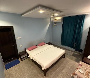 Vagator Bed & Breakfast | GOAROUND- Sita Comforts at Vagator Petrol Pump by Goaround Homes