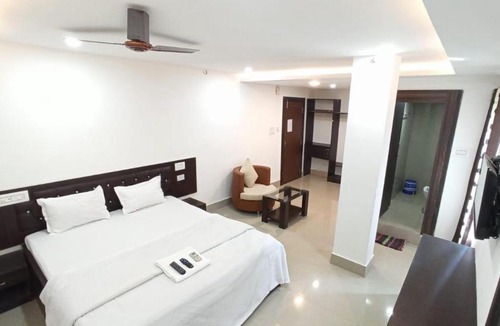 Rampur Hat Hotel | GODS COUNTY. RESORT & BANQUETS