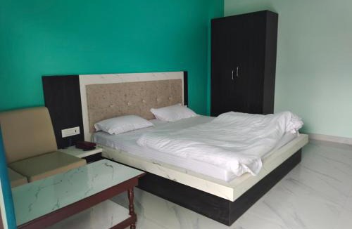 Naugarh Hotel | Gokul dham