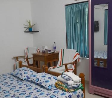 Karunagappally House | Golden Homestay (Parayil Farm House)