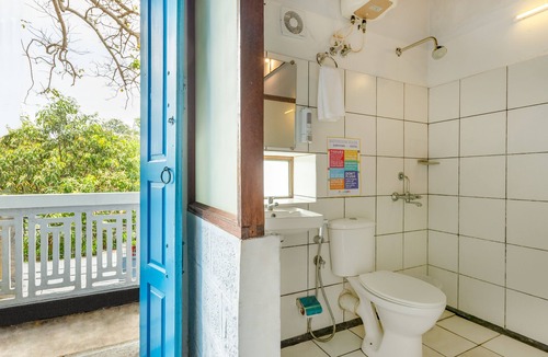Sea View Ward Hostel | goSTOPS Lite Alleppey