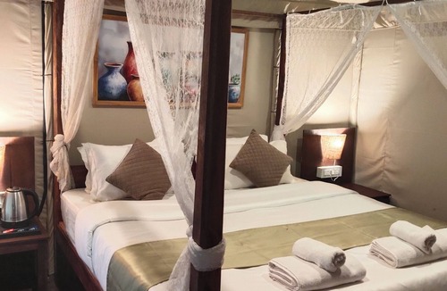 Arambol Hotel | Goya Gate Beach Resort