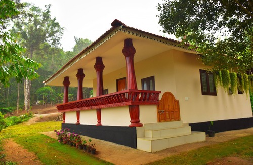 Vayittiri Villa | Green Garden Rose Villa - Double Bed Room Villa