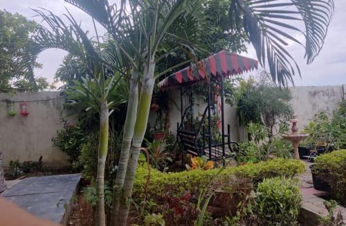 Varanasi House | Green Meadows Homestay