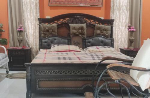 Varanasi House | Green Meadows Homestay