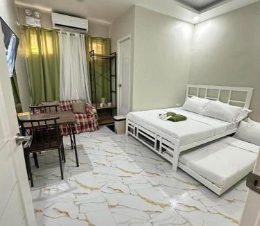 Milaor Hotel | Green Meadows Residence Naga