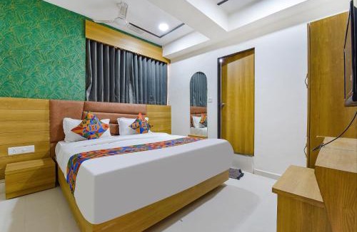 Ahmedabad Hotel | Green Tree Hotel