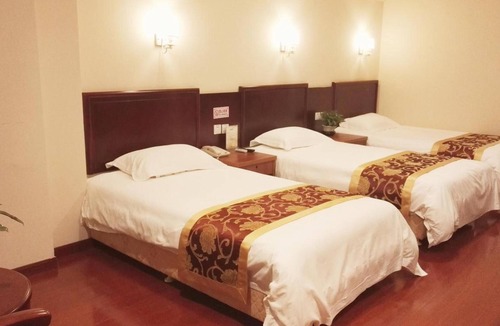 Huanggang Hotel | GreenTree Inn ShenZhen Huanggang Port South Futian Road Express Hotel