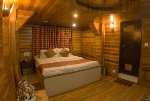 Darjeeling Hotel | GRG Broadway Mall Road Darjeeling By Royal Collection Hotel