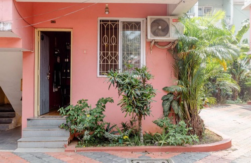 Benaulim Apartment | Ground Floor Studio Holiday Home