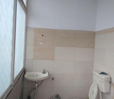 Shivaji Nagar Apartment | Guest inn 3
