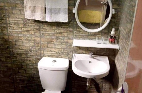 San Lorenzo House | Guimaras Sleepover inn offering a cheapest private room.