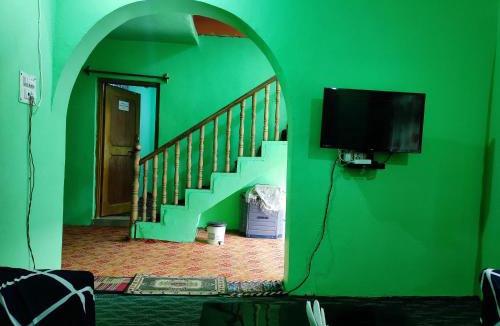 Gulmarg House | HAMRAAZ GuestHouse