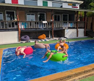 Ko Phi Phi Hostel | Hangover Chill & Hill Hostel
