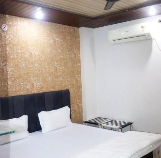 Sanwer Hotel | Haveli Dhaba and Resort