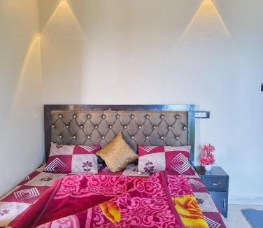 Tehri House | heights of dhanaulti a 360 view guest house