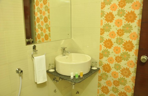 Adarsh Nagar Hotel | Heritage spacious Room @ walled city