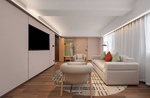 Luohu Hotel | Hilton Garden Inn Shenzhen Luohu Port