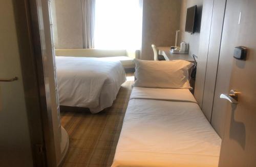 Mong Kok Hotel | Holiday Inn Express Hong Kong Mongkok by IHG