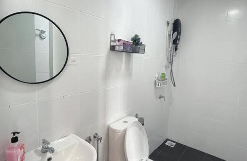 Bandar Menjalara Apartment | HomeFeel Netflix Youtube Free WiFi and Parking - MSuite at Bandar Manjalara, Near to DesaPark, Arkadia, One Utama, Kepong, Sri Damansara, Kota Damansara, Kuala Lumpur