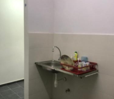 Sungai Buloh Apartment | Homestay Ar Rayyan RESIDENSI LAGUNA BIRU