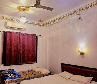 Chittorgarh Hotel | Homestay Chittor Inn