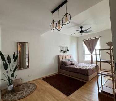 Cyberjaya Apartment | Homestay Cyberjaya AC Home 4R3B 7pax Free Wifi Netflix