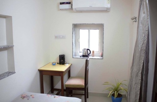 Pink City Bed & Breakfast | HomeStay SONI2700 Comfort Single Room