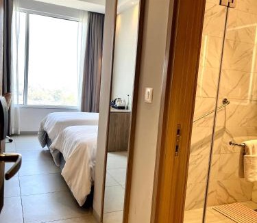 Alambagh Hotel | Hometel Alambagh Lucknow - A Sarovar Hotel