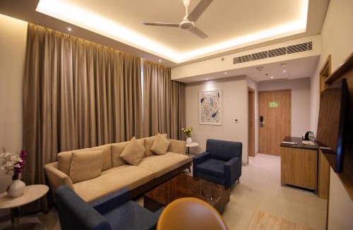 Alambagh Hotel | Hometel Alambagh Lucknow - A Sarovar Hotel
