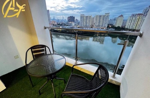 Danau Kota Apartment | Honeymoon Suite by A Legacy Group Hotel - KLCC Lake View