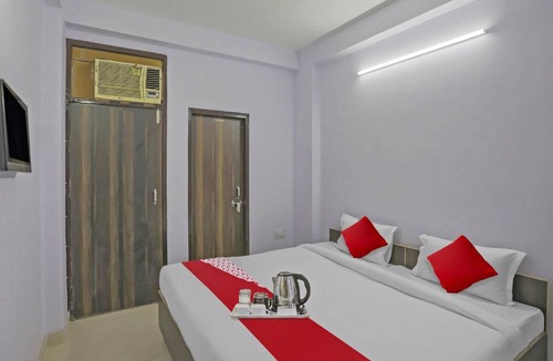Sector 62 Hotel | Hotel ∙ 2 guests