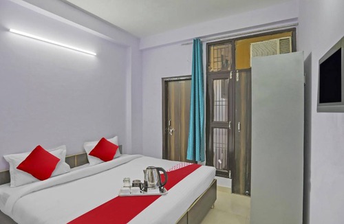 Sector 62 Hotel | Hotel ∙ 2 guests