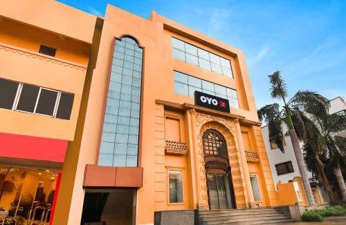 Dhanbad Hotel | Hotel ∙ 2 guests