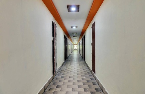 Gajuwaka Hotel | Hotel ∙ 2 guests