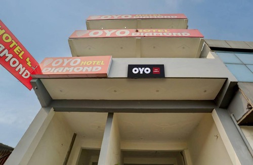 Ghaziabad Hotel | Hotel ∙ 3 guests