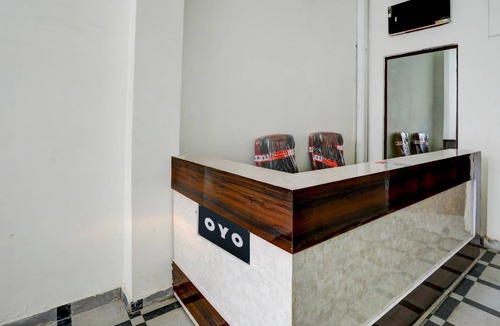 Ghaziabad Hotel | Hotel ∙ 3 guests