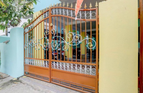 Bhubaneshwar Hotel | Hotel ∙ 3 guests