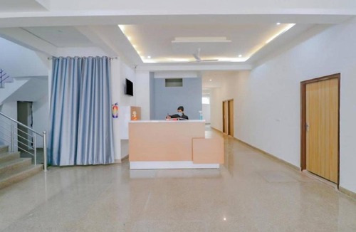 Noida Hotel | Hotel ∙ 3 guests