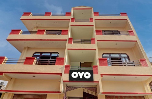 Ghaziabad Hotel | Hotel ∙ 3 guests