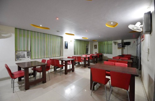 Malviya Nagar Hotel | Hotel ∙ 3 guests