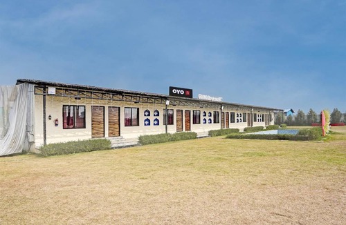 Phulpur Hotel | Hotel ∙ 3 guests