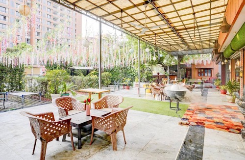 Gandhinagar Hotel | Hotel ∙ 3 guests