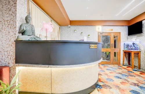 Gandhinagar Hotel | Hotel ∙ 3 guests